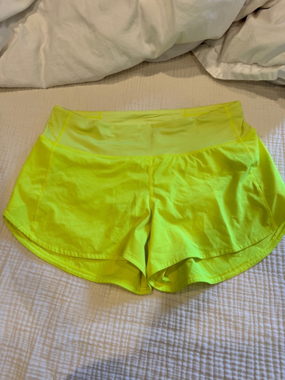 lululemon athletica Speed Up Short 4" *Lined Size 10
